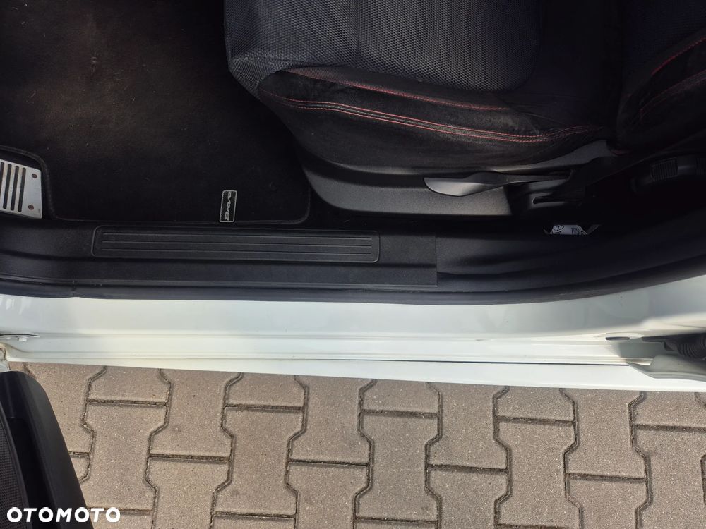 Fiat Bravo 1.4 T-JET 16V Dynamic - 34