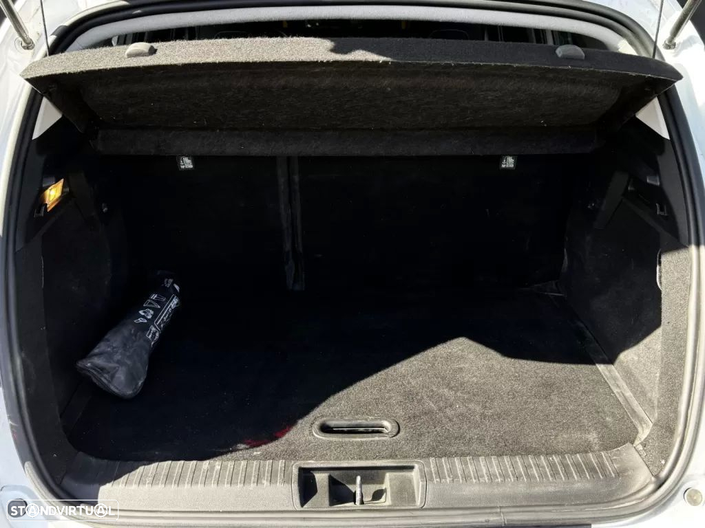 Renault Captur 1.0 TCe Zen Bi-Fuel - 40