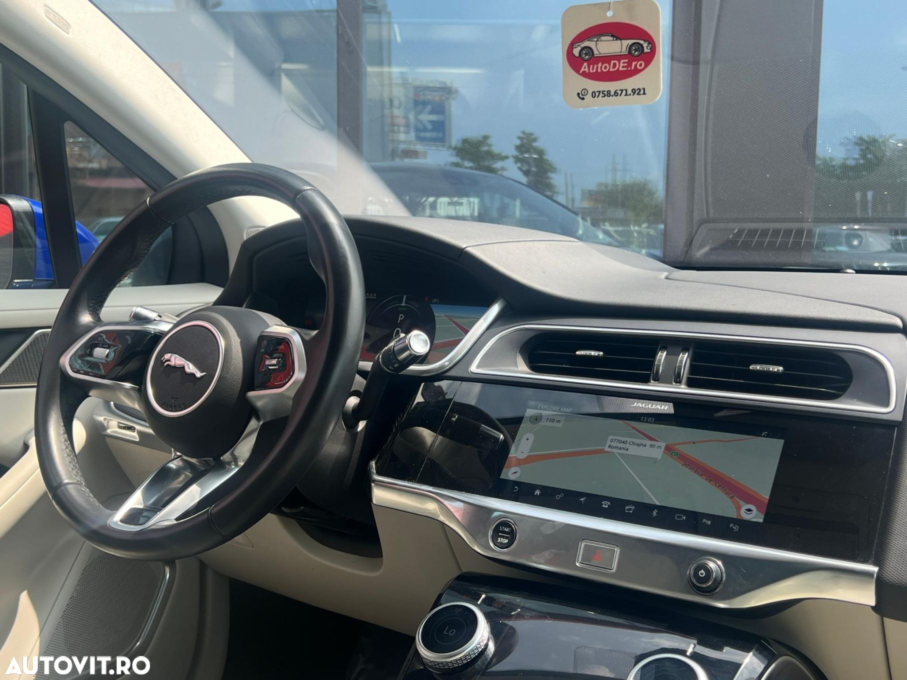 Jaguar I-Pace - 7