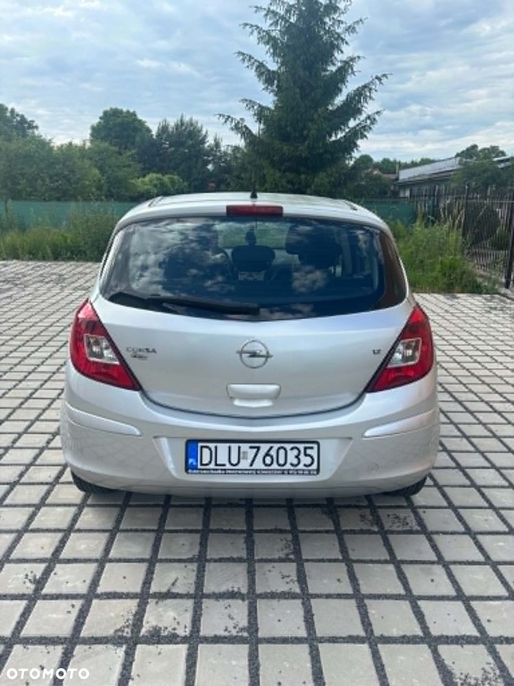 Opel Corsa 1.2 16V Enjoy - 3