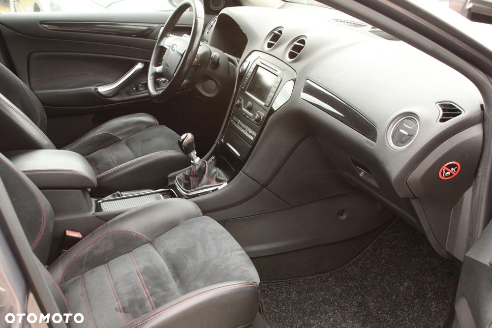 Ford Mondeo 2.0 TDCi Titanium S - 18