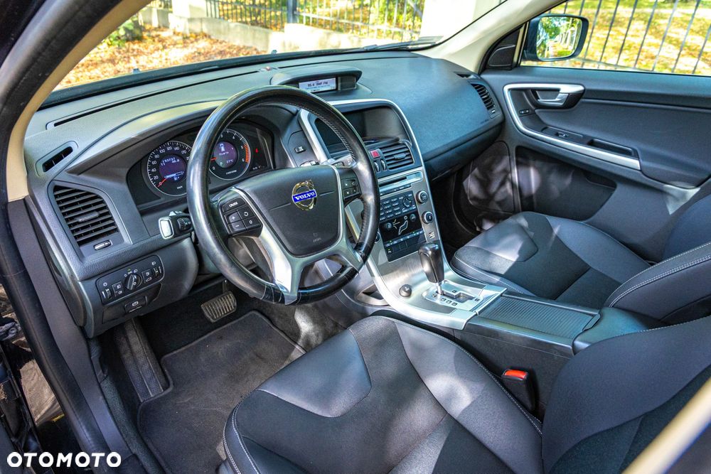 Volvo XC 60 - 8