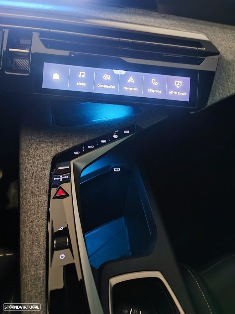 Peugeot E-3008 73 kWh Allure - 12