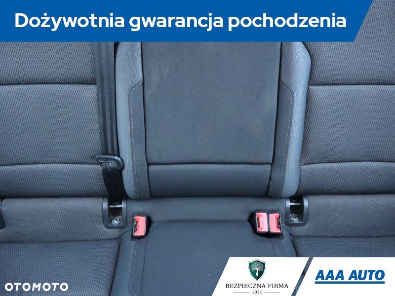 Volkswagen Golf Variant - 12