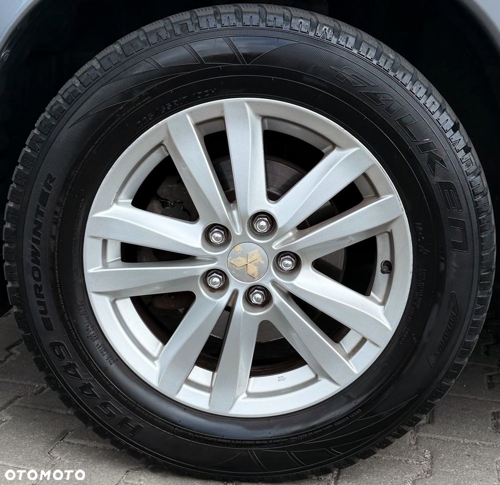 Mitsubishi ASX - 14