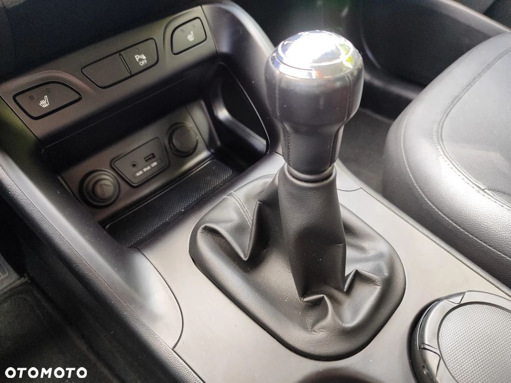 Hyundai ix35 2.0 4WD Style - 24