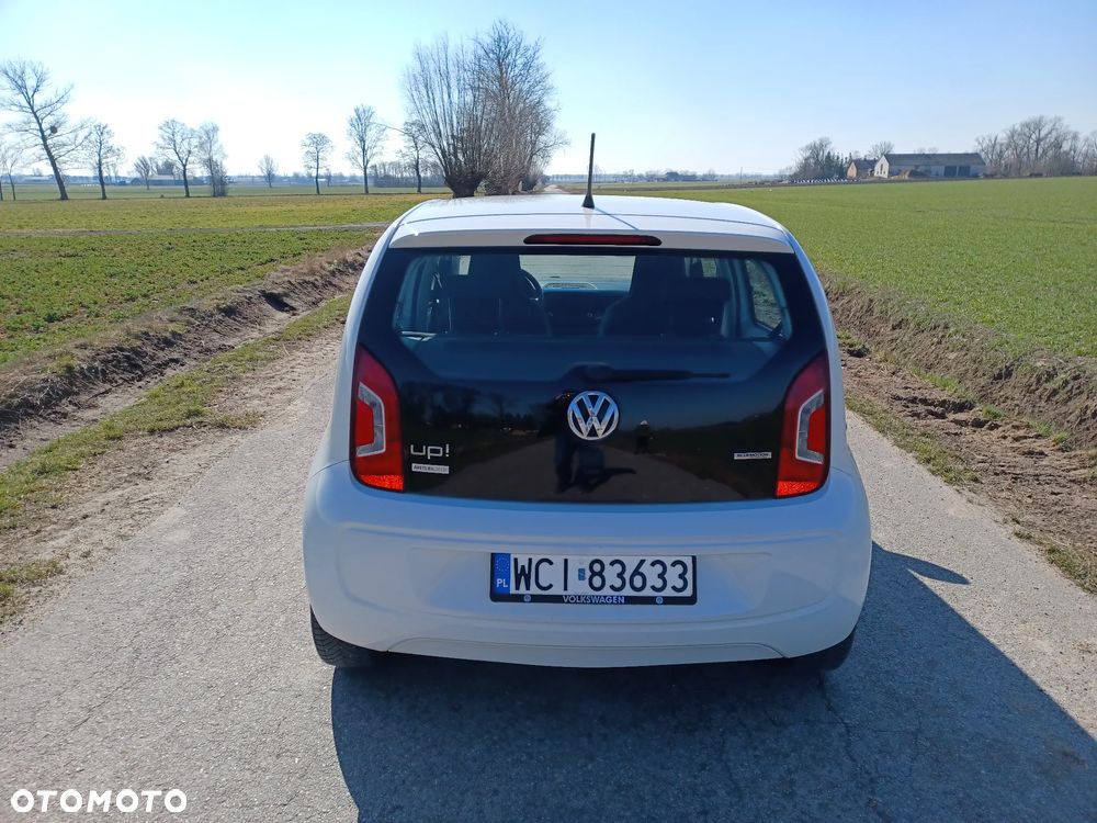 Volkswagen up! (BlueMotion Technology) move - 4