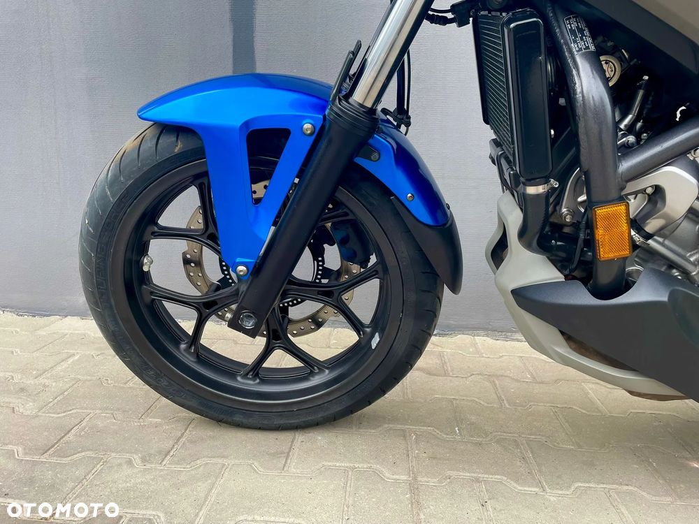 Honda NC - 9