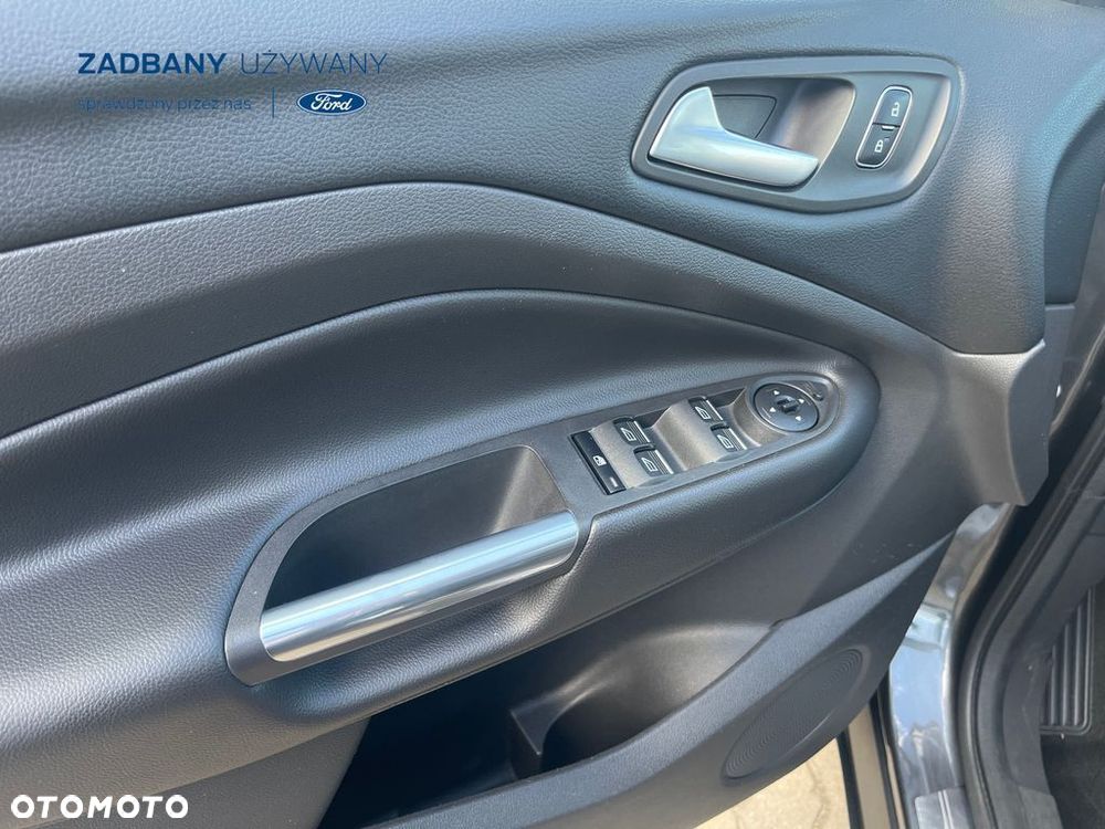 Ford Kuga 1.5 EcoBoost 2x4 Titanium - 11