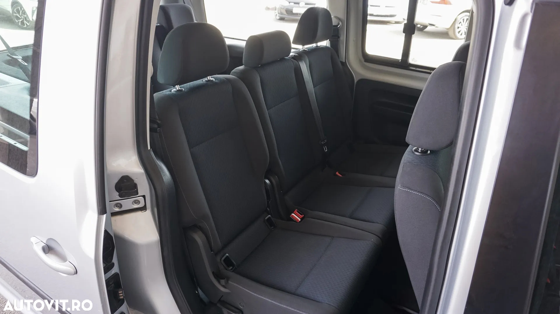 Volkswagen Caddy 2.0 TDI (7-Si.) Maxi Comfortline - 20