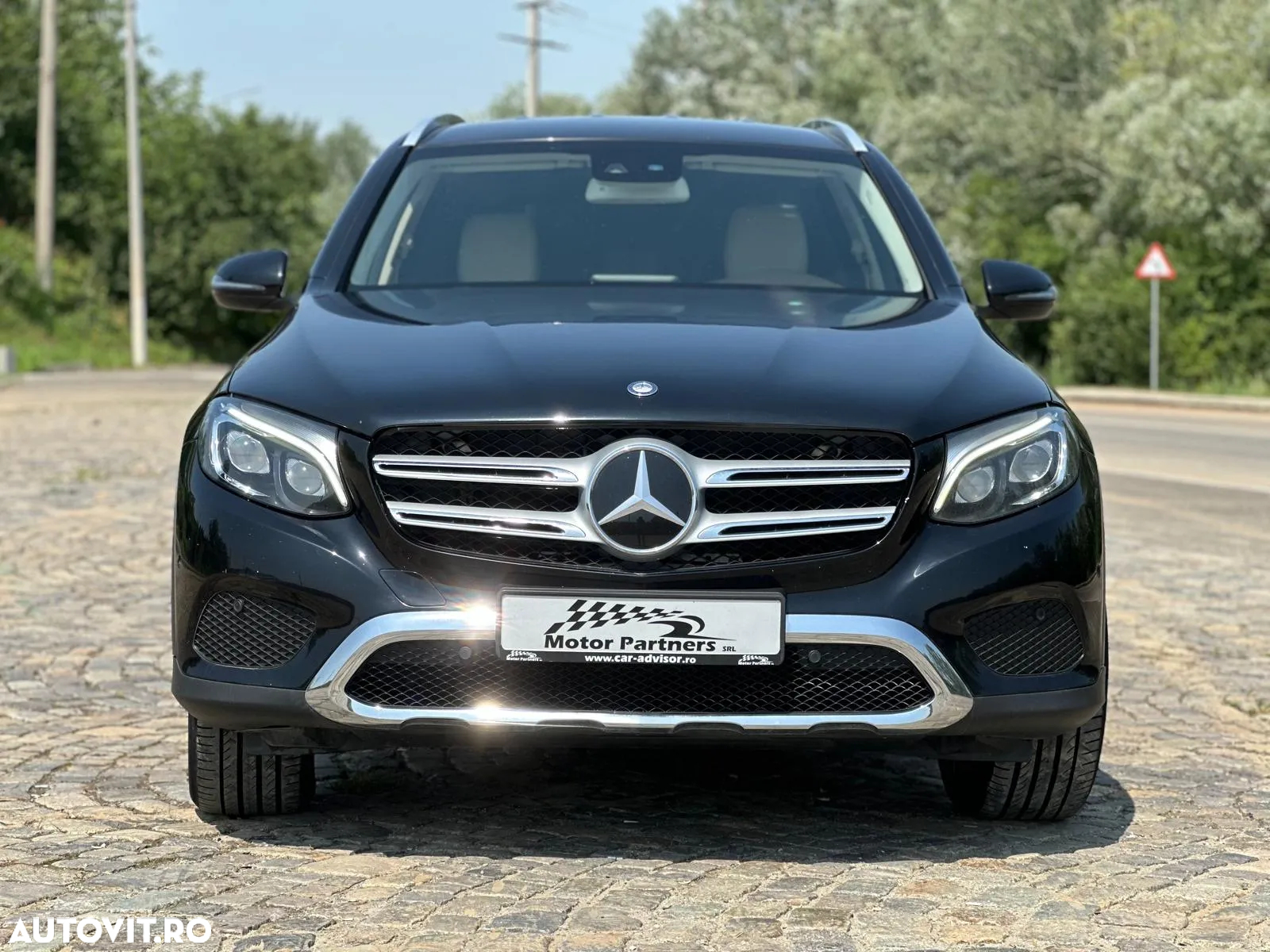 Mercedes-Benz GLC 250 d 4Matic 9G-TRONIC Exclusive - 3