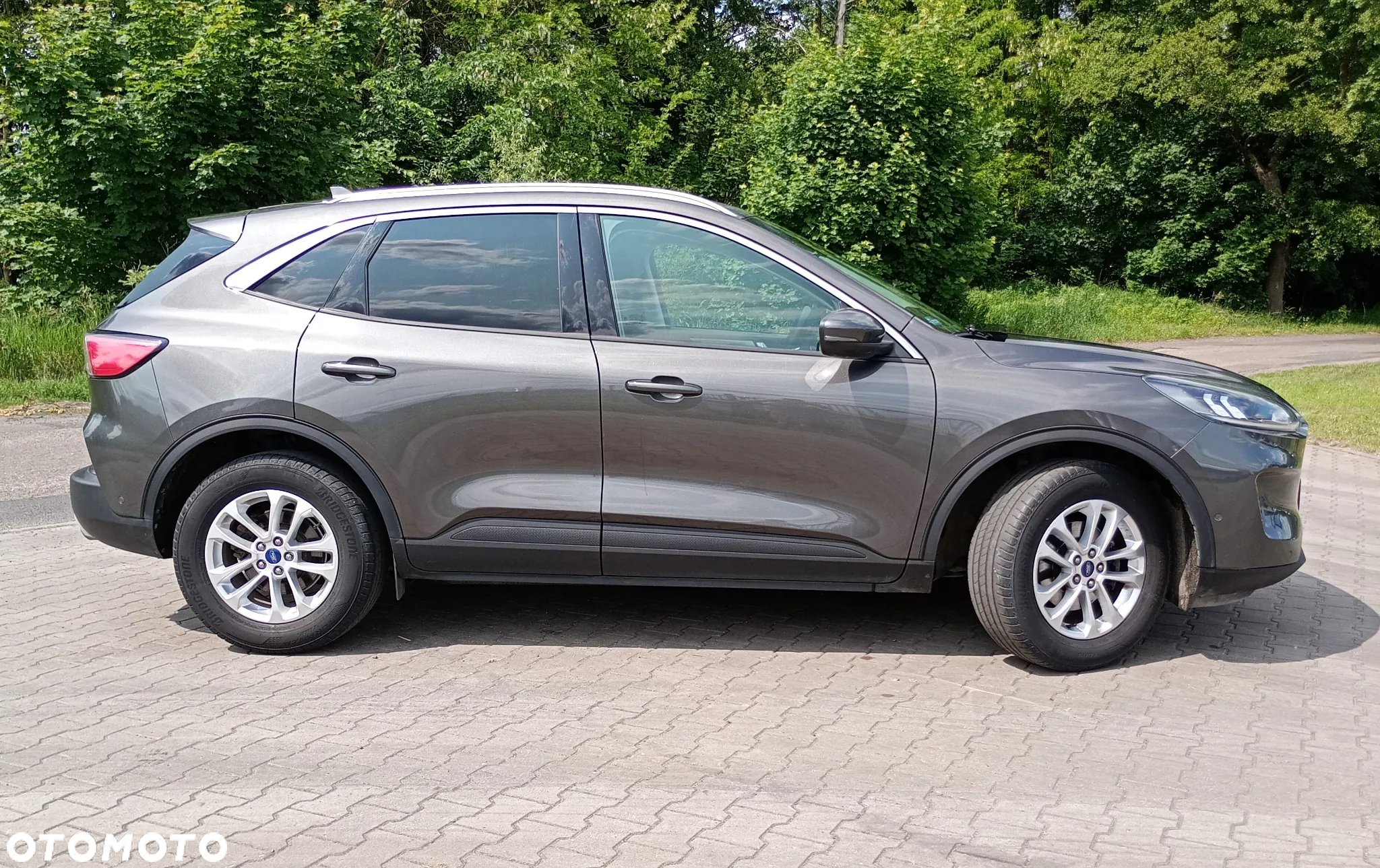 Ford Kuga 1.5 EcoBoost FWD Titanium - 4
