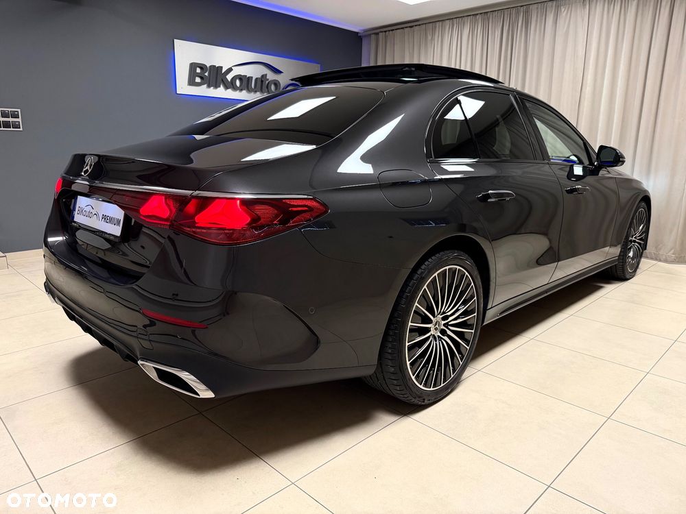 Mercedes-Benz Klasa E 220 d mHEV 4-Matic AMG 9G-Tronic - 3