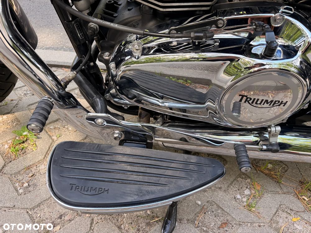 Triumph America - 30