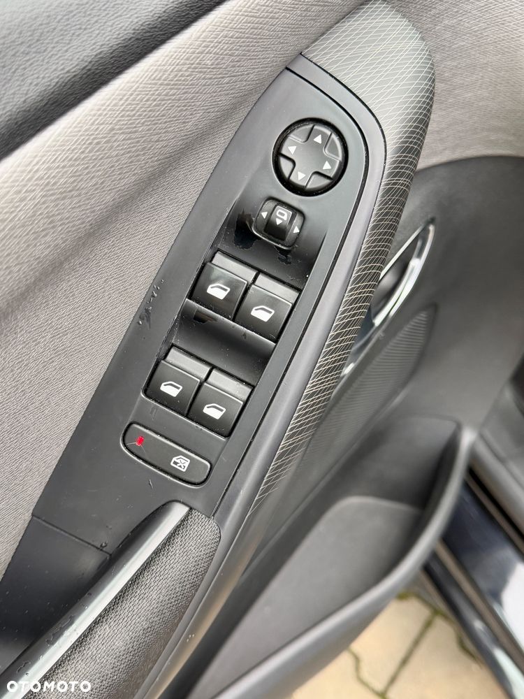 Citroën C4 Picasso THP 155 Exclusive - 27