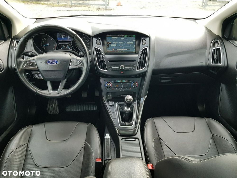 Ford Focus 1.5 EcoBoost Start-Stopp-System Titanium - 12