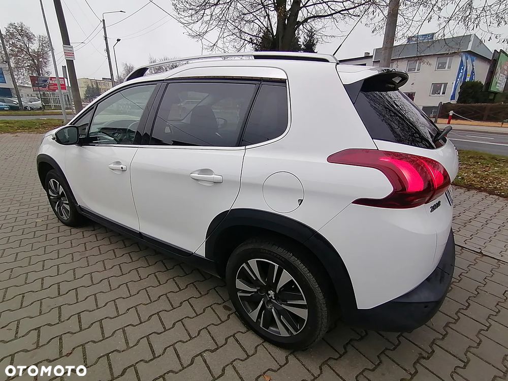 Peugeot 2008 PureTech 110 GPF Stop&Start EAT6 Active - 12