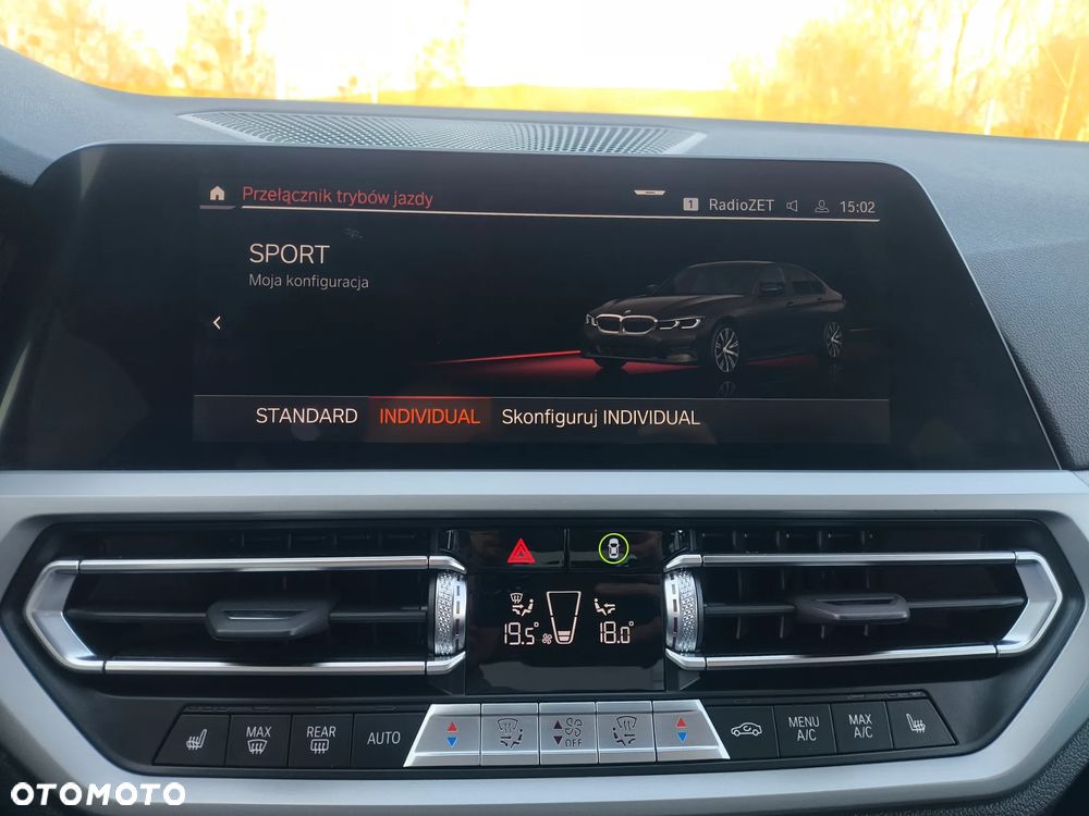 BMW Seria 3 320e - 33