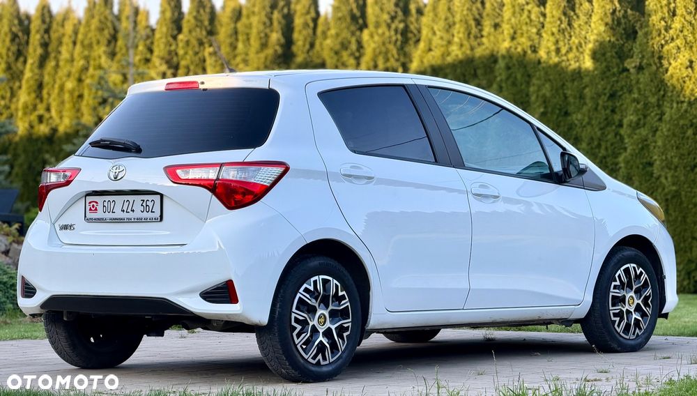 Toyota Yaris 1.5 Dynamic - 20