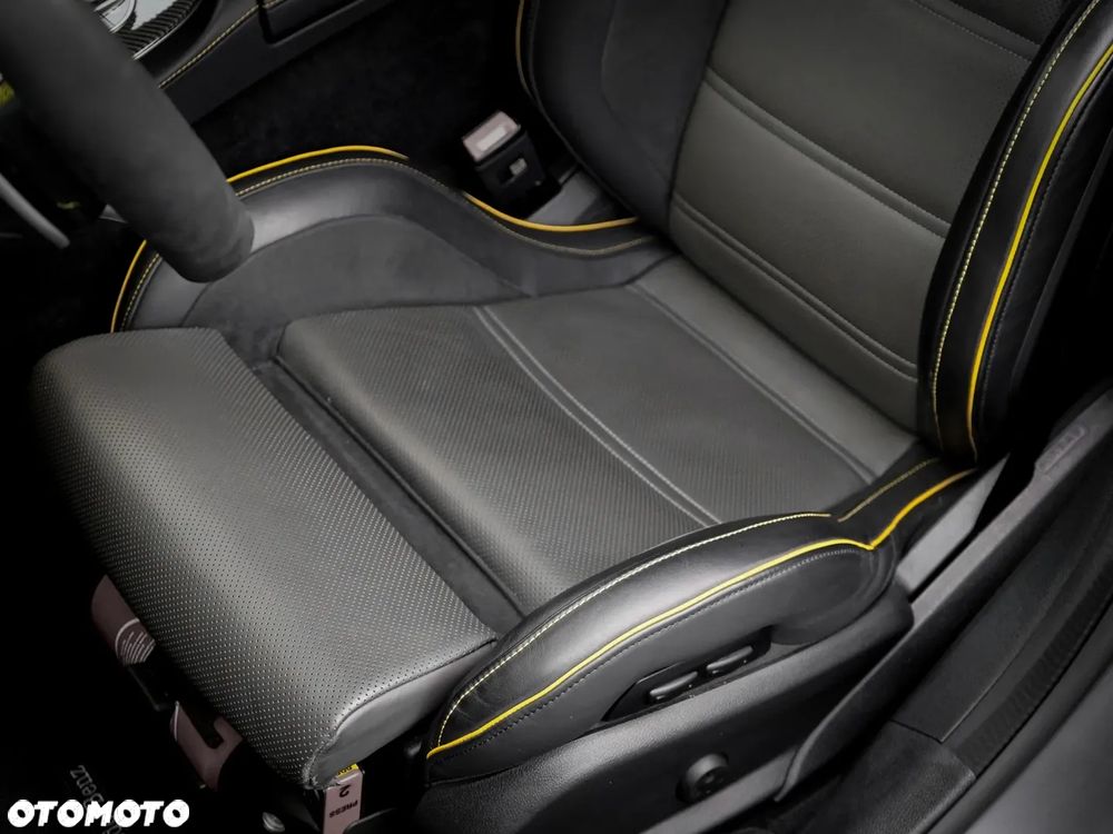 Mercedes-Benz Klasa E AMG 63 S 4Matic+ AMG Speedshift MCT-9G Final Edition - 31