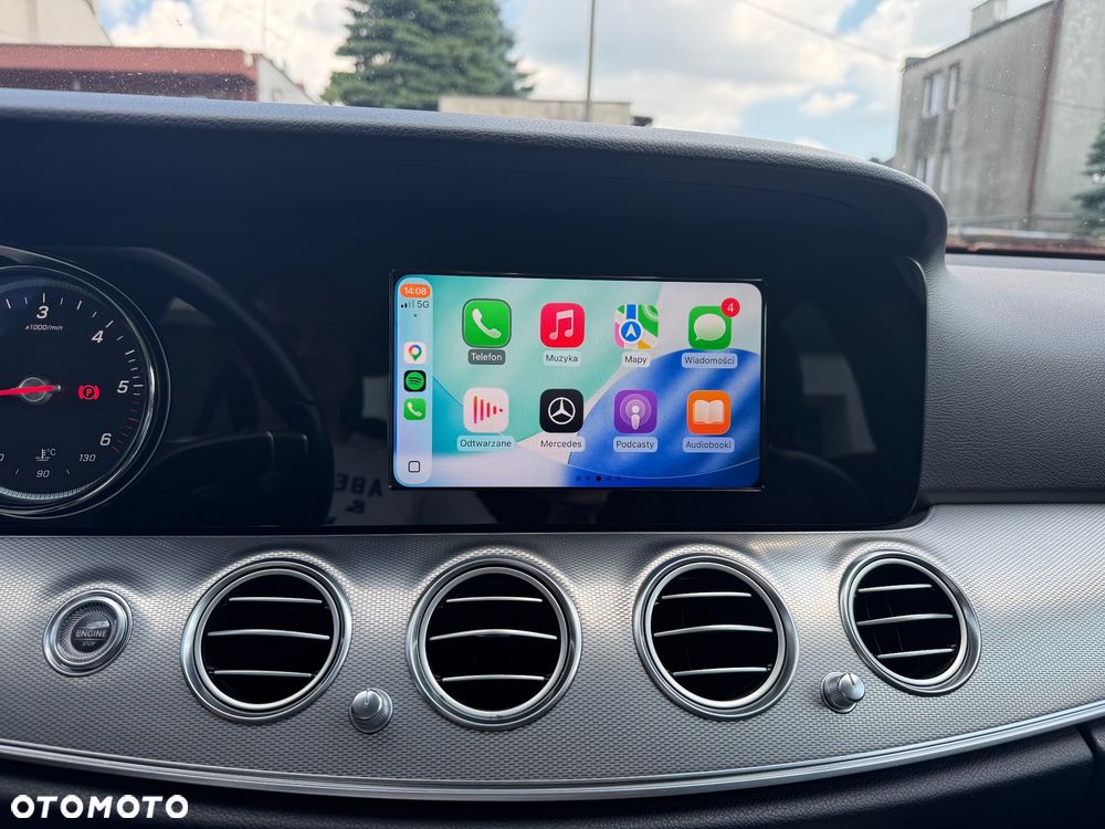 Mercedes-Benz Klasa E 220 d 4-Matic 9G-TRONIC - 19