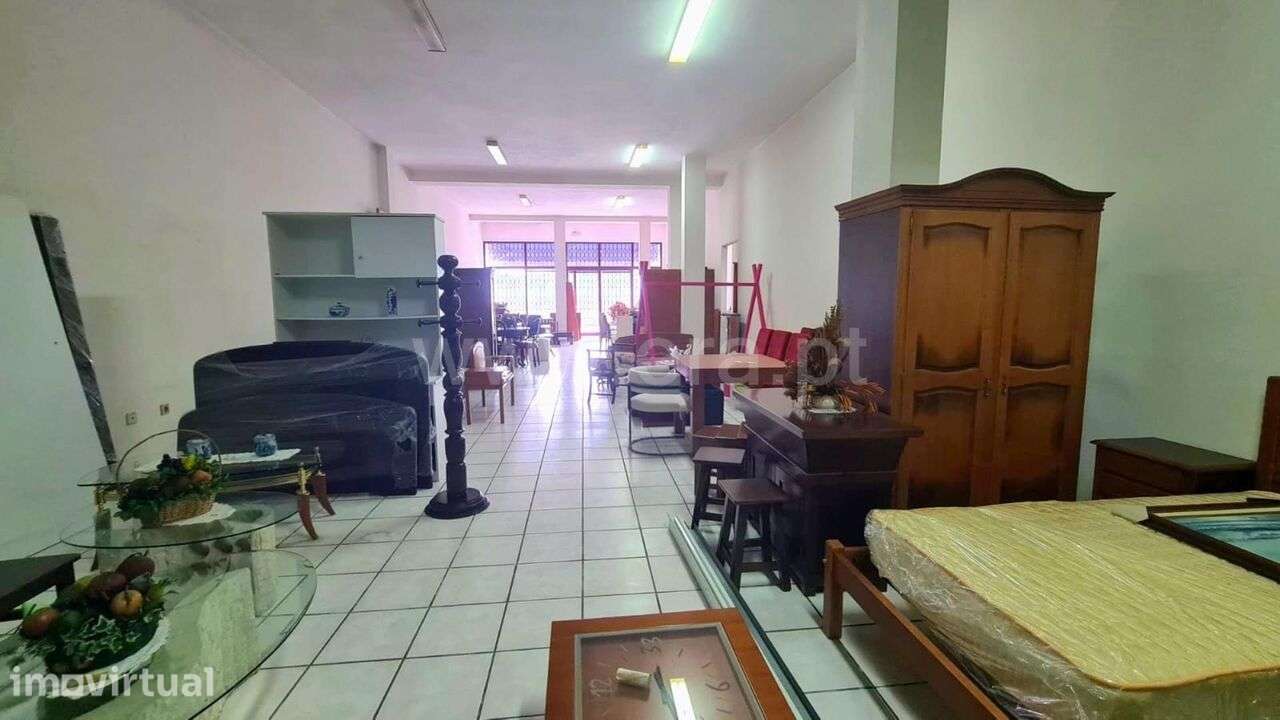 Loja / Lousada, Lustosa e Barrosas (Santo Estêvão) - Grande imagem: 3/14