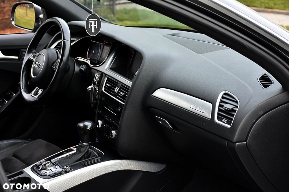 Audi A4 Avant 2.0 TDI DPF quattro S tronic S line Sportpaket - 17