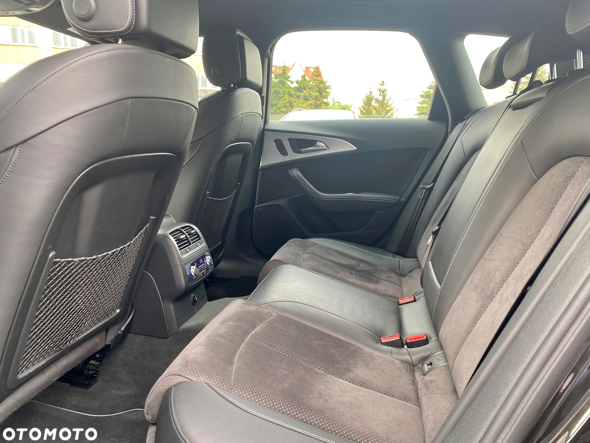 Audi A6 Avant 2.0 TDI Ultra S tronic - 24