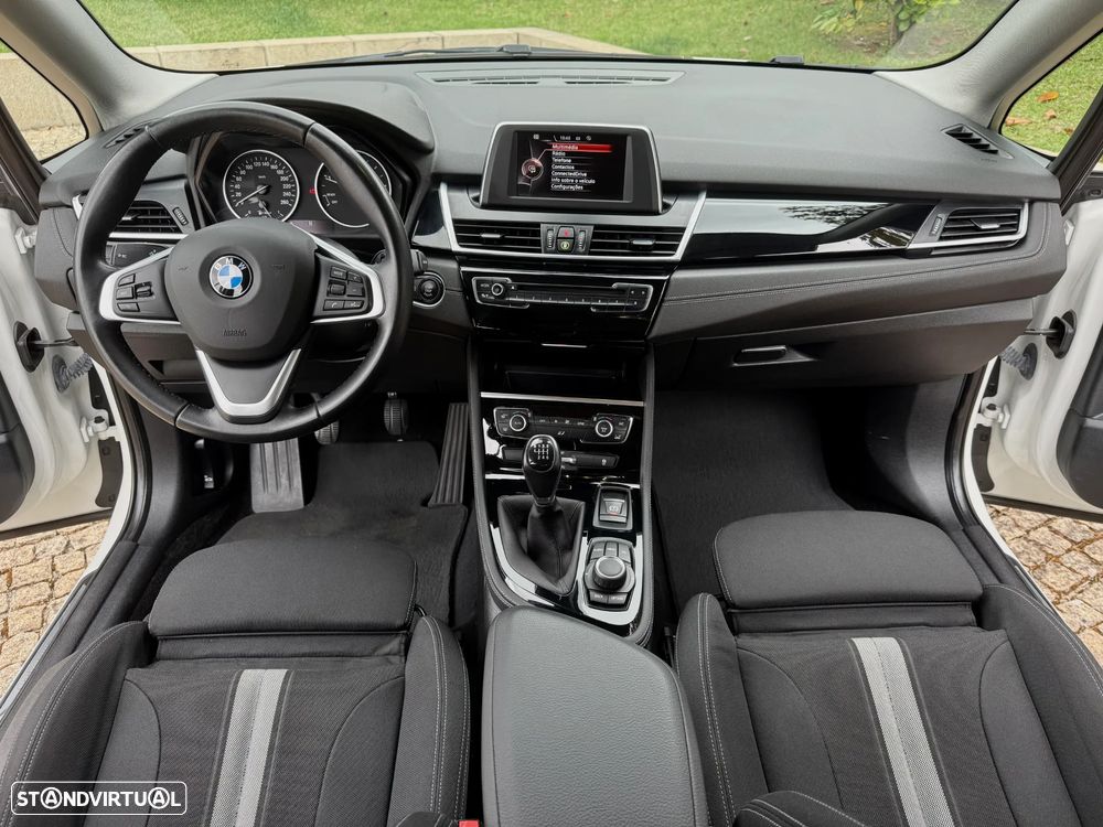 BMW 216 Active Tourer d Line Sport - 6