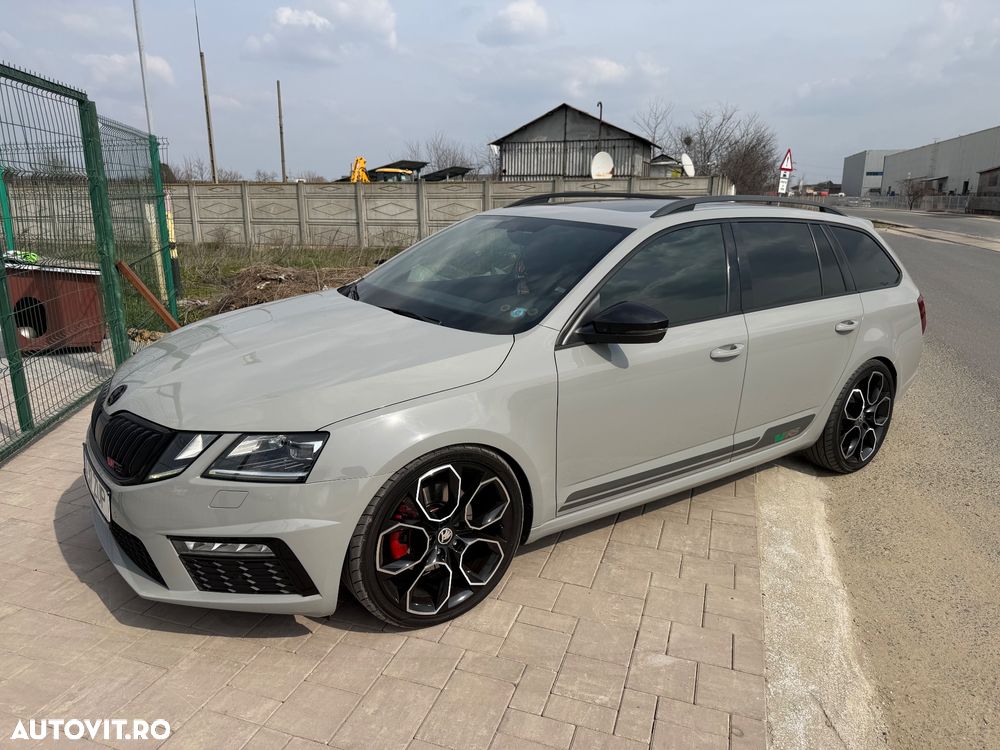 Skoda Octavia 2.0 TDI DSG 4X4 RS - 1