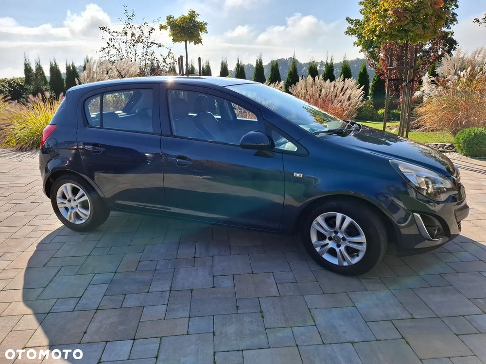 Opel Corsa 1.4 T Cosmo S&S - 25