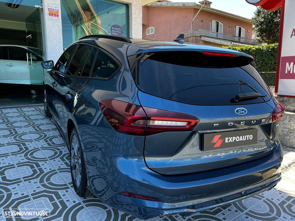 Ford Focus 1.0 EcoBoost MHEV ST-Line X - 2