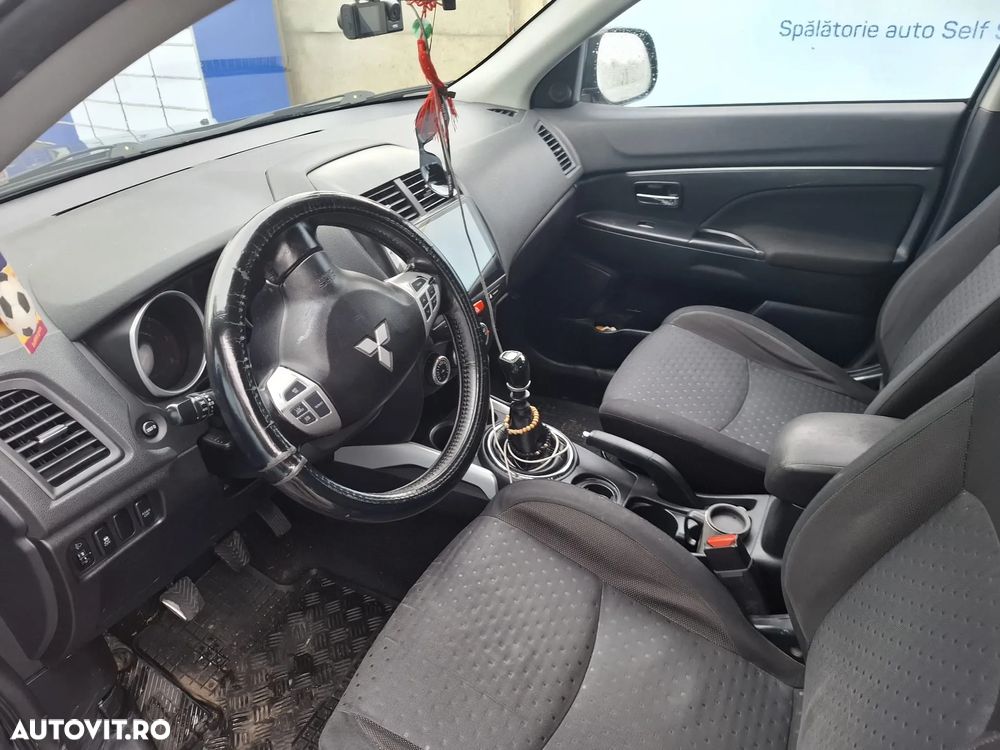 Mitsubishi ASX 1.8 DID 2WD Intense A15 - 8