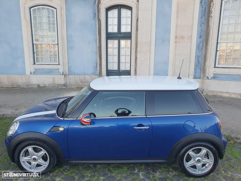 MINI 3 Portas Cooper D - 41