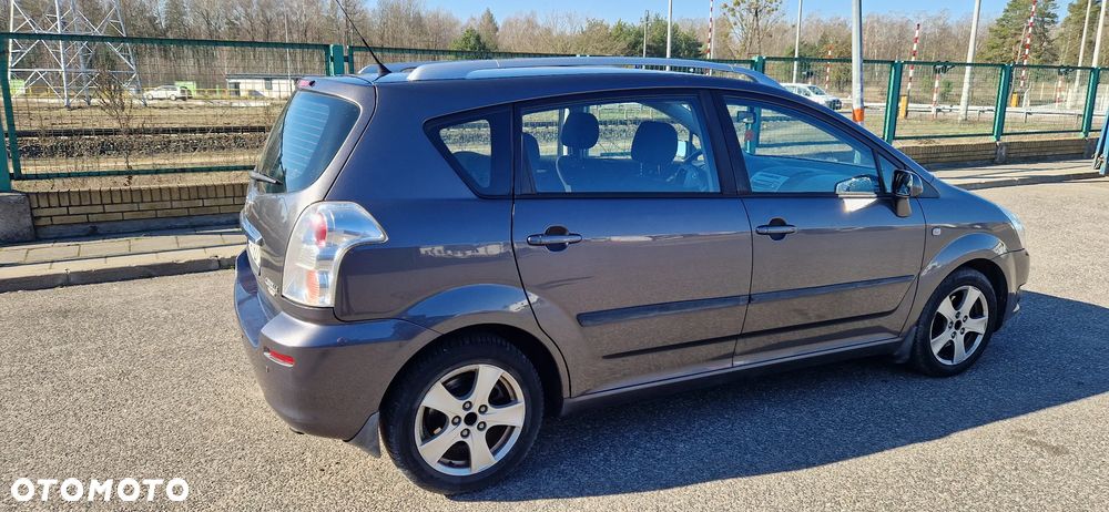 Toyota Corolla Verso 1.8 Sol - 4