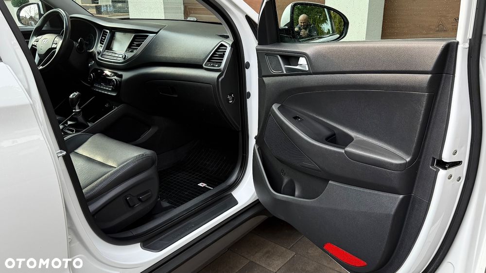 Hyundai Tucson 1.7 CRDI BlueDrive Comfort 2WD - 7