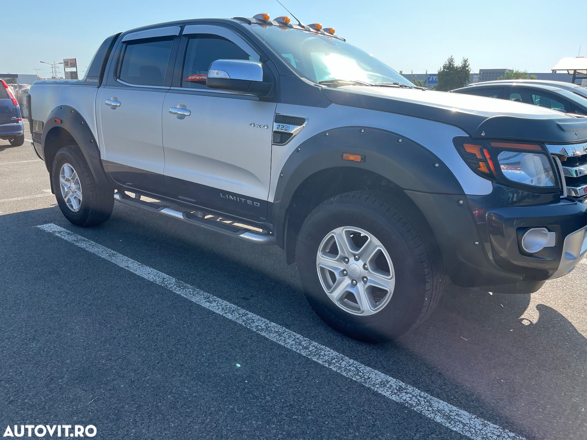 Ford Ranger Pick-Up 4x4 Cabina Dubla LIMITED Aut. - 1