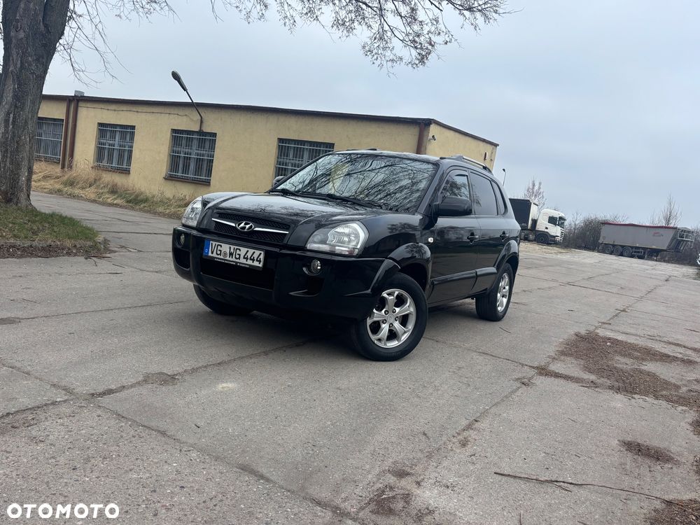 Hyundai Tucson 2.0 2WD GLS - 29