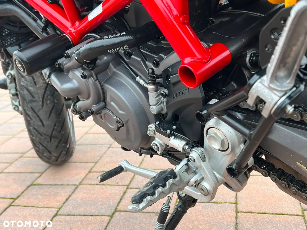 Ducati Hypermotard - 24