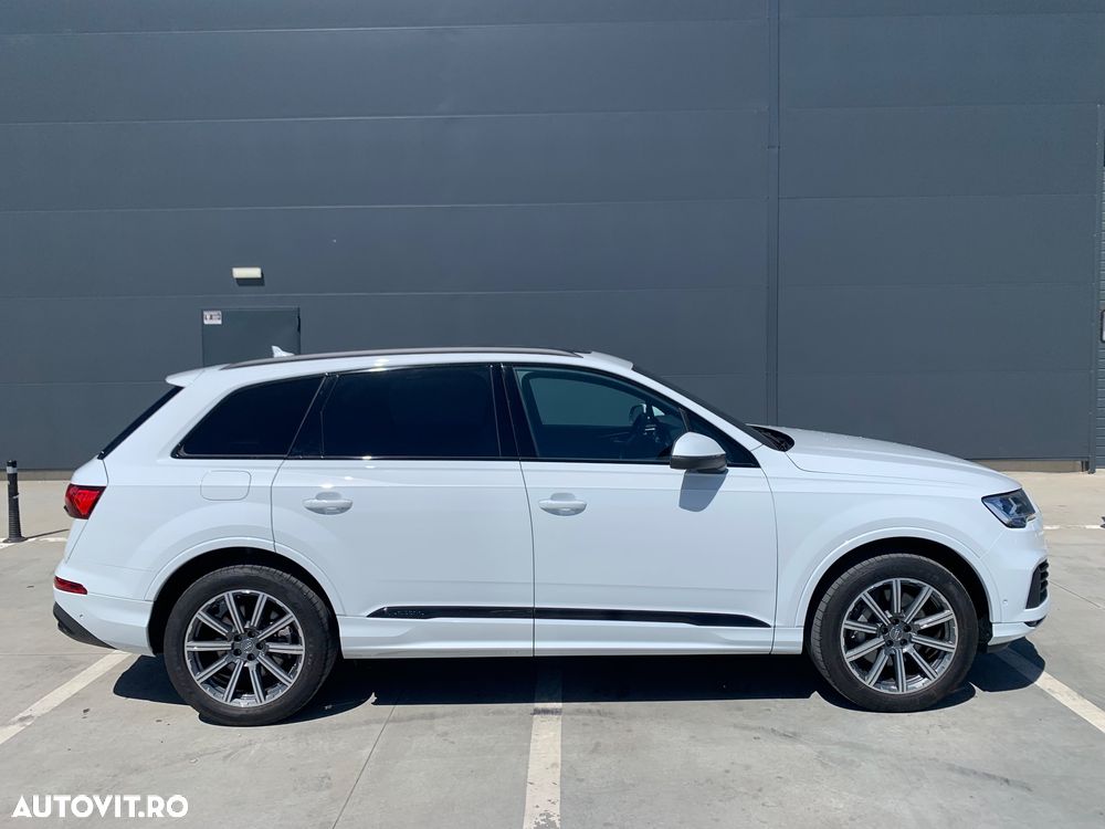 Audi Q7 Quattro 2.0 TFSI Panoramic - 4