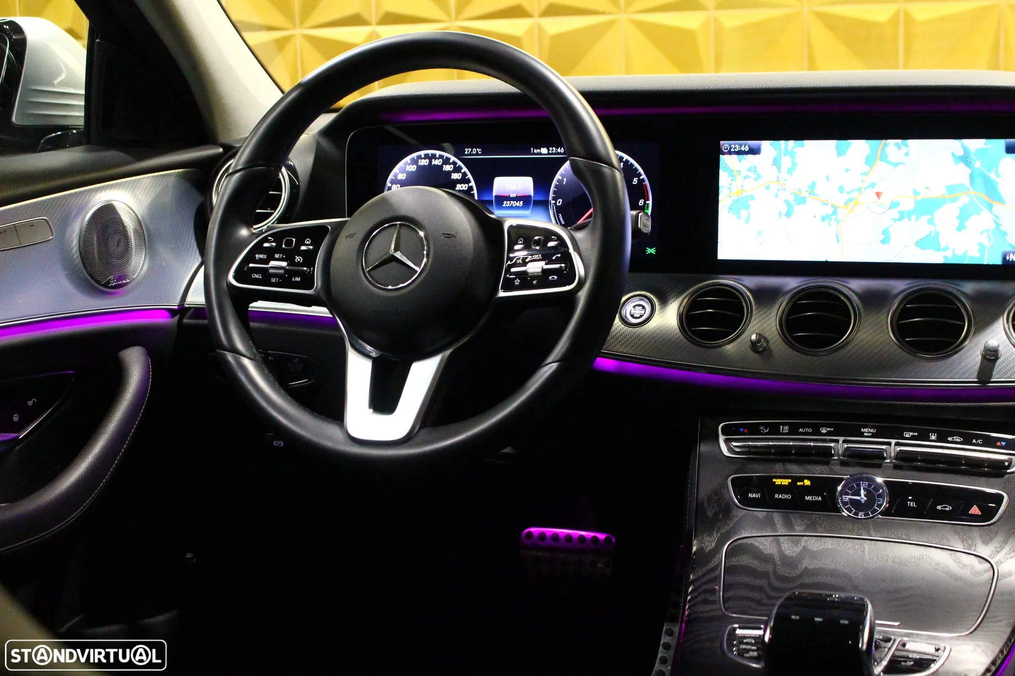 Mercedes-Benz E 300 de Exclusive Line - 27