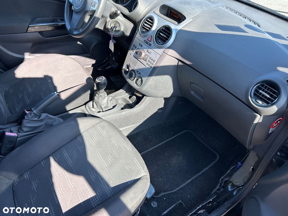 Opel Corsa - 9