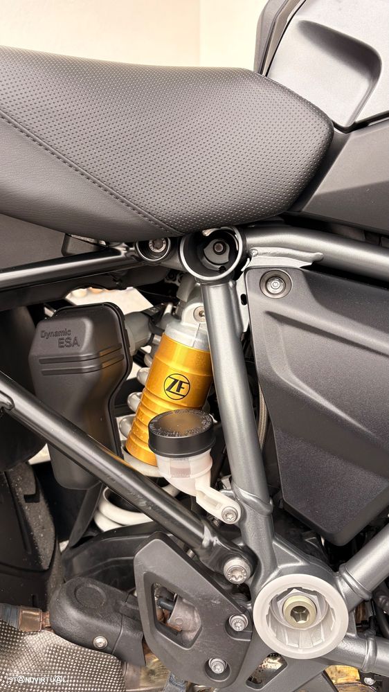 BMW R 1250 GS Triple Black - 4