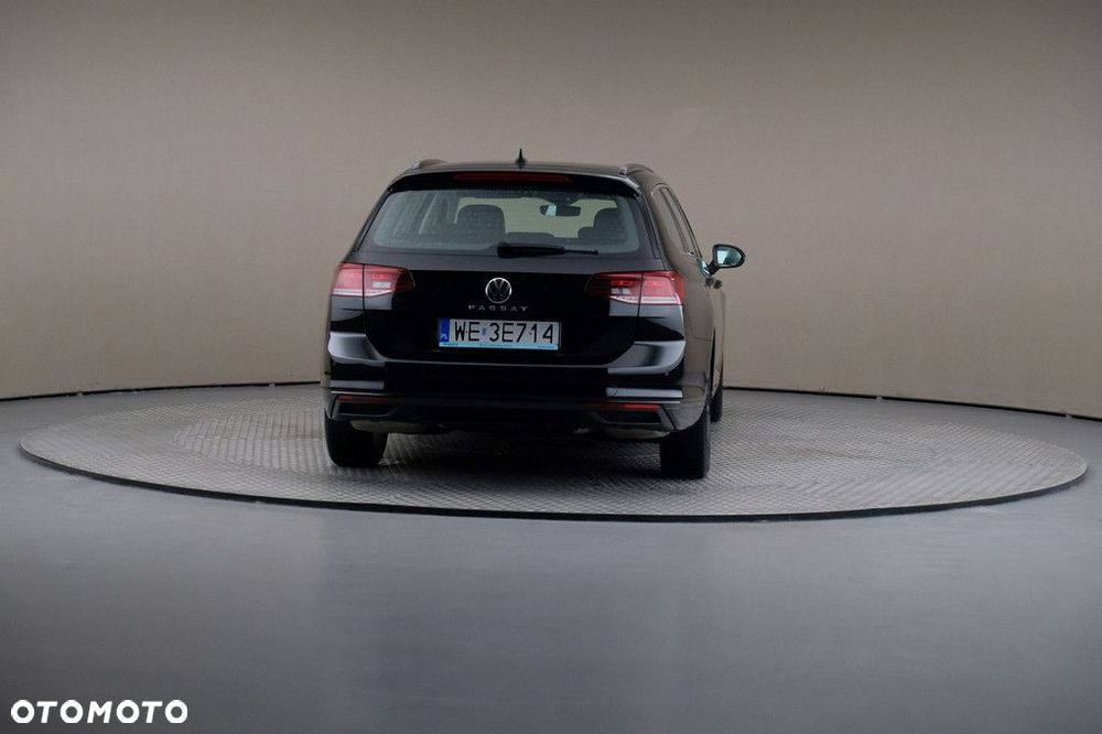 Volkswagen Passat Variant 2.0 TSI Business DSG - 5