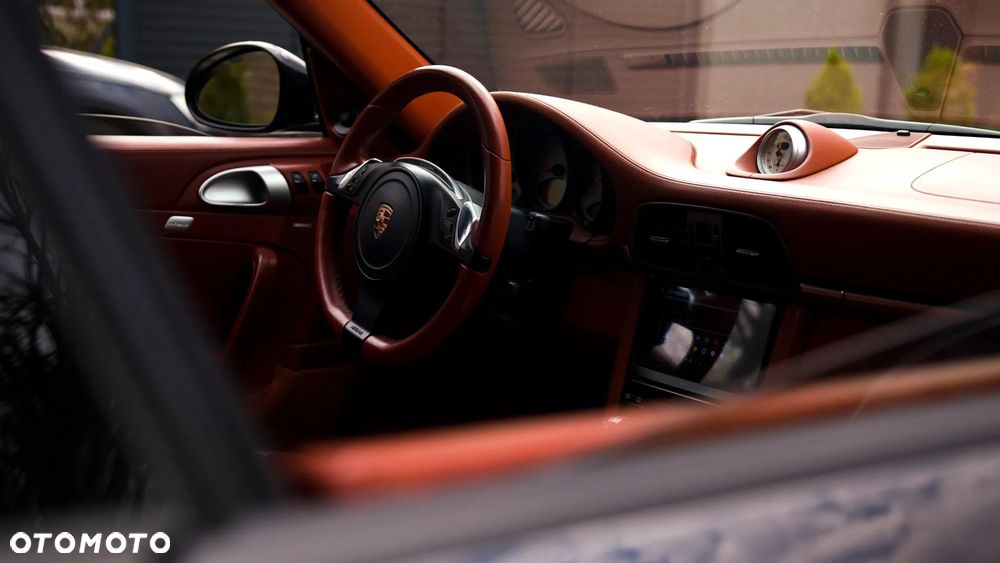 Porsche 911 - 9