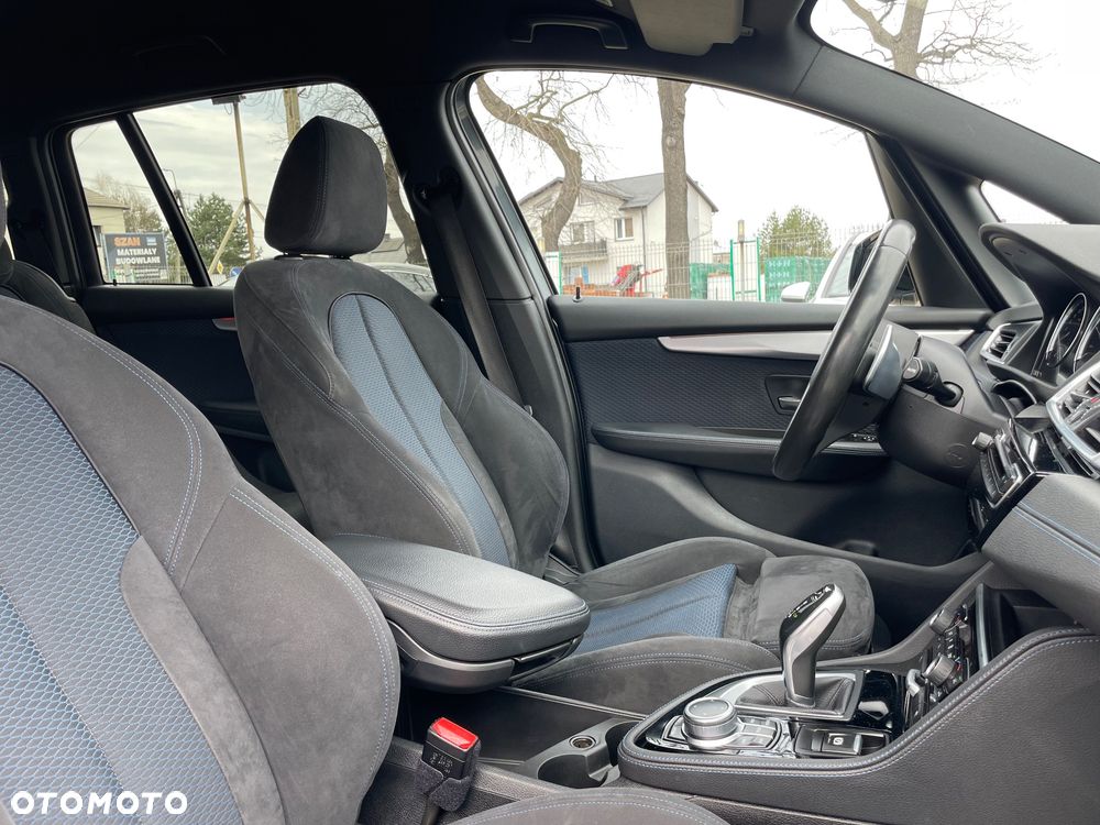 BMW Seria 2 218d GT M Sport - 24