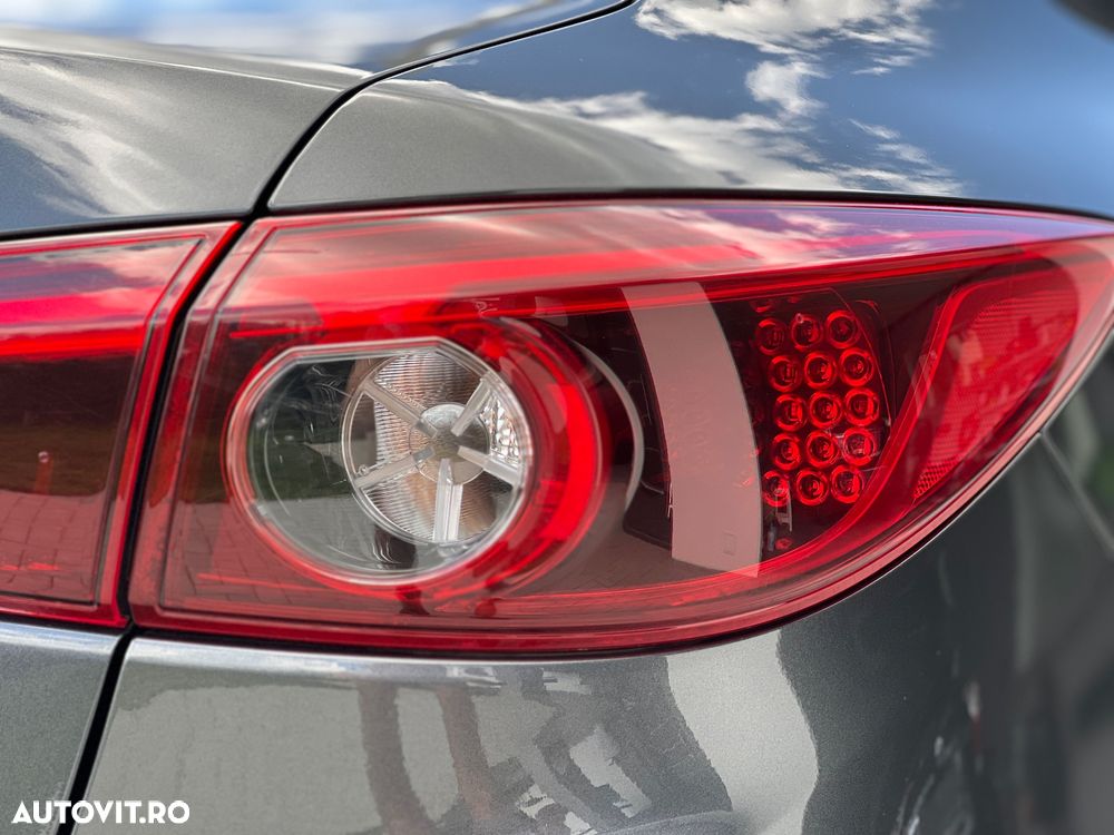 Mazda 3 SKYACTIV-G 120 Automatik Center-Line - 20