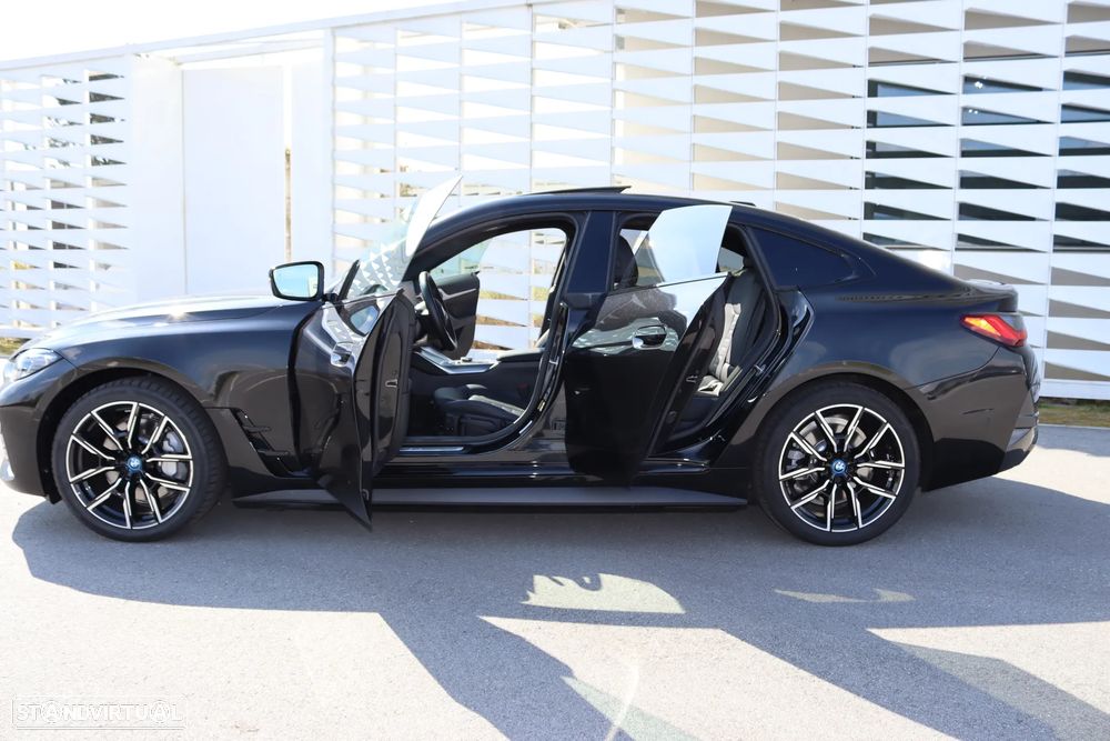 BMW i4 eDrive40 Pack Desportivo M Pro - 18