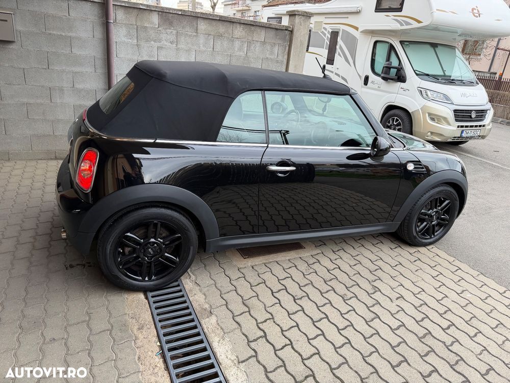 Mini Cooper Cabrio - 4
