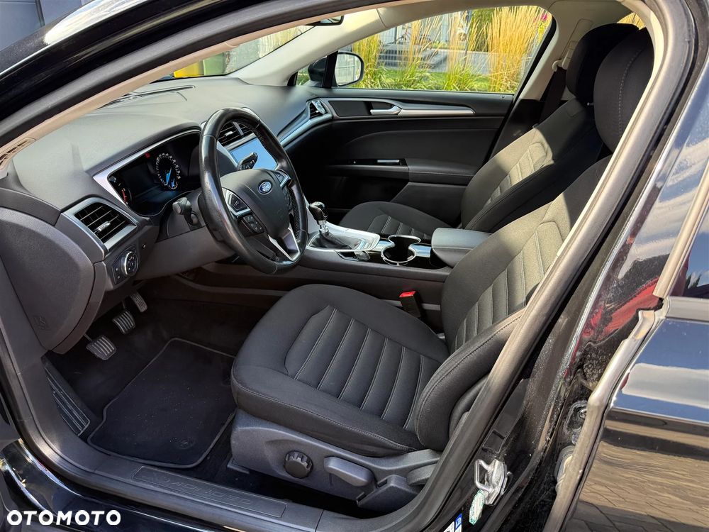 Ford Mondeo - 10